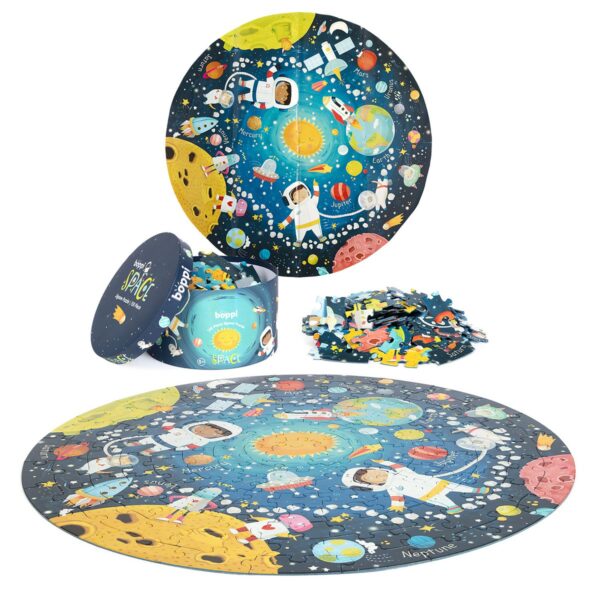 4rwd-ruimte-puzzel-verpakking-rond.jpg Ronde 4RWD puzzel met ruimtevaartthema – planeten, raketten en sterren
