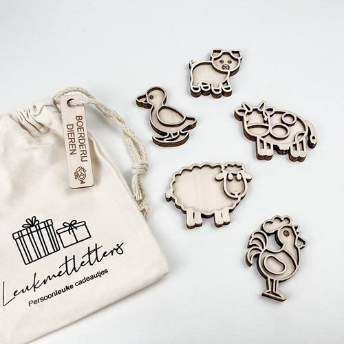 boerderij-vultray-kinderen-sensorisch-spel Houten vultray boerderijdieren voor open ended play