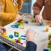 Montessori geïnspireerd bouwspel vormen en kleuren