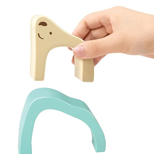 het-speellab-arctic-stacking-blocks-ijsbeer-geboogde-blokken Detail foto Arctic Stacking Blocks van Het Speellab met ijsberen en gebogen blokken