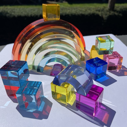 eduplay-regenbogen-kleurenspel-ontdekken-licht Eduaply licht bogen regenboog, acryl bokjes met kleurenschaduw verkrijgbaar bij het speellab