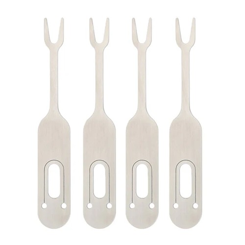 marshmallows-roosteren-huckleberry-vorken-buiten-het-speellab Bij het speellab Kikkerland Huckleberry kampvuurvorken set van 4