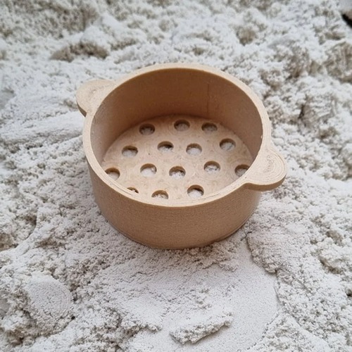 duurzaam zeefje van Kids Kabinet speellab Zeefje PLA van Kids Kabinet in het speelzand